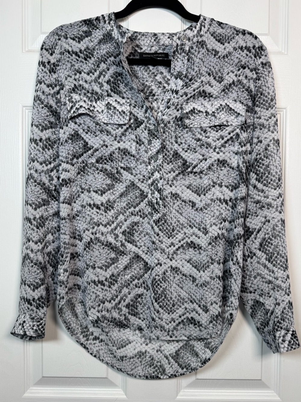 Banana Republic Snake Print Blouse Gray Sheer Button Top XS